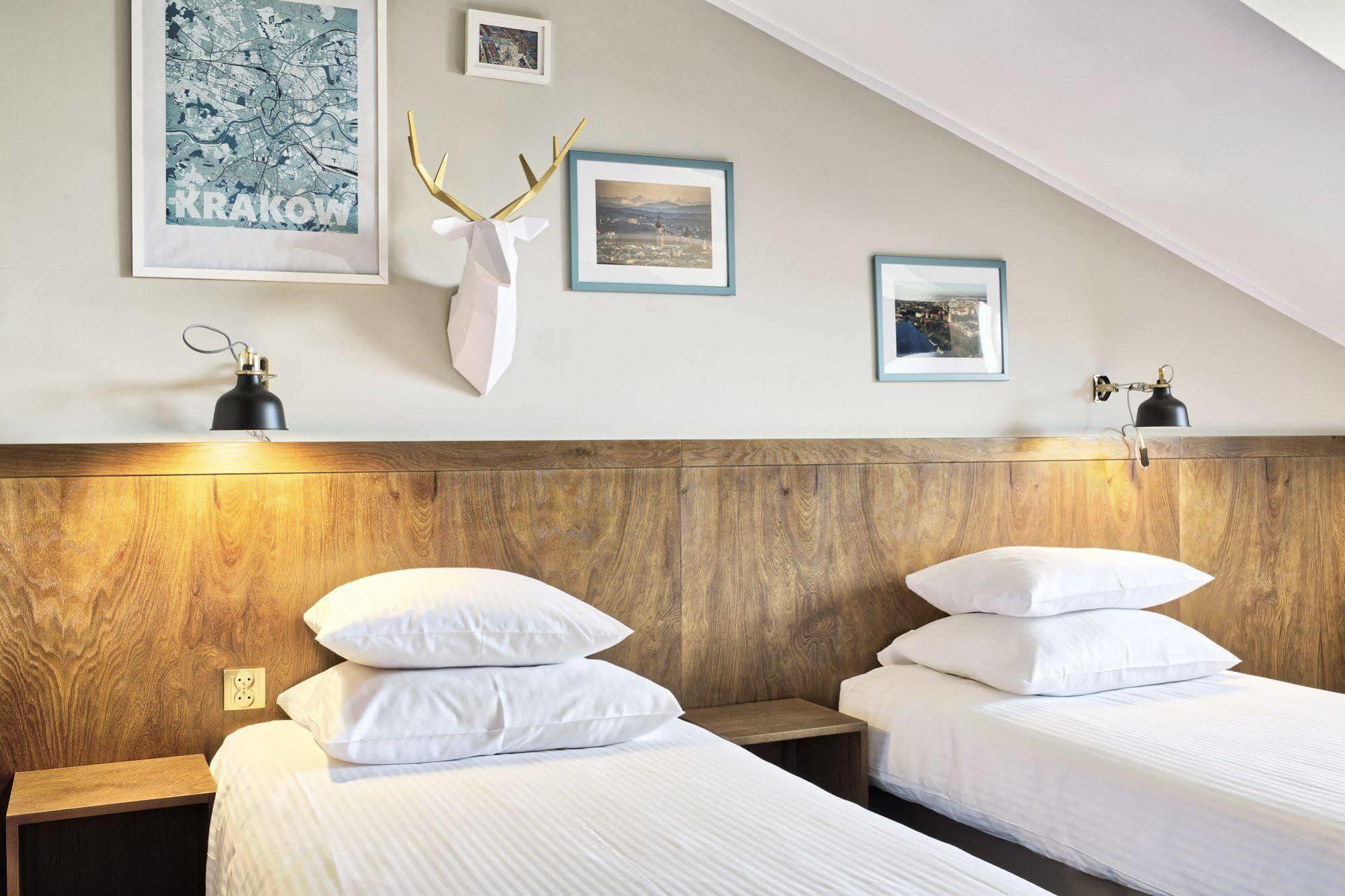 Daniel Griffin Aparthotel By Artery Hotels Krakow Luaran gambar